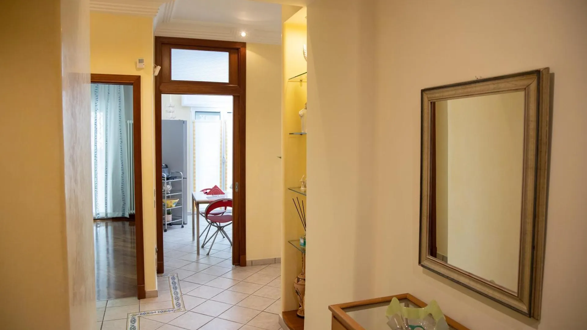 Holiday House Sabina Naples 0*,