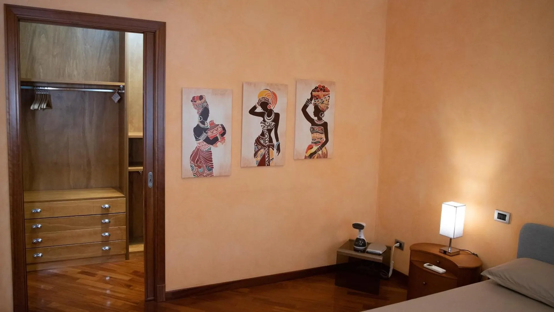 Holiday House Sabina Naples Italy